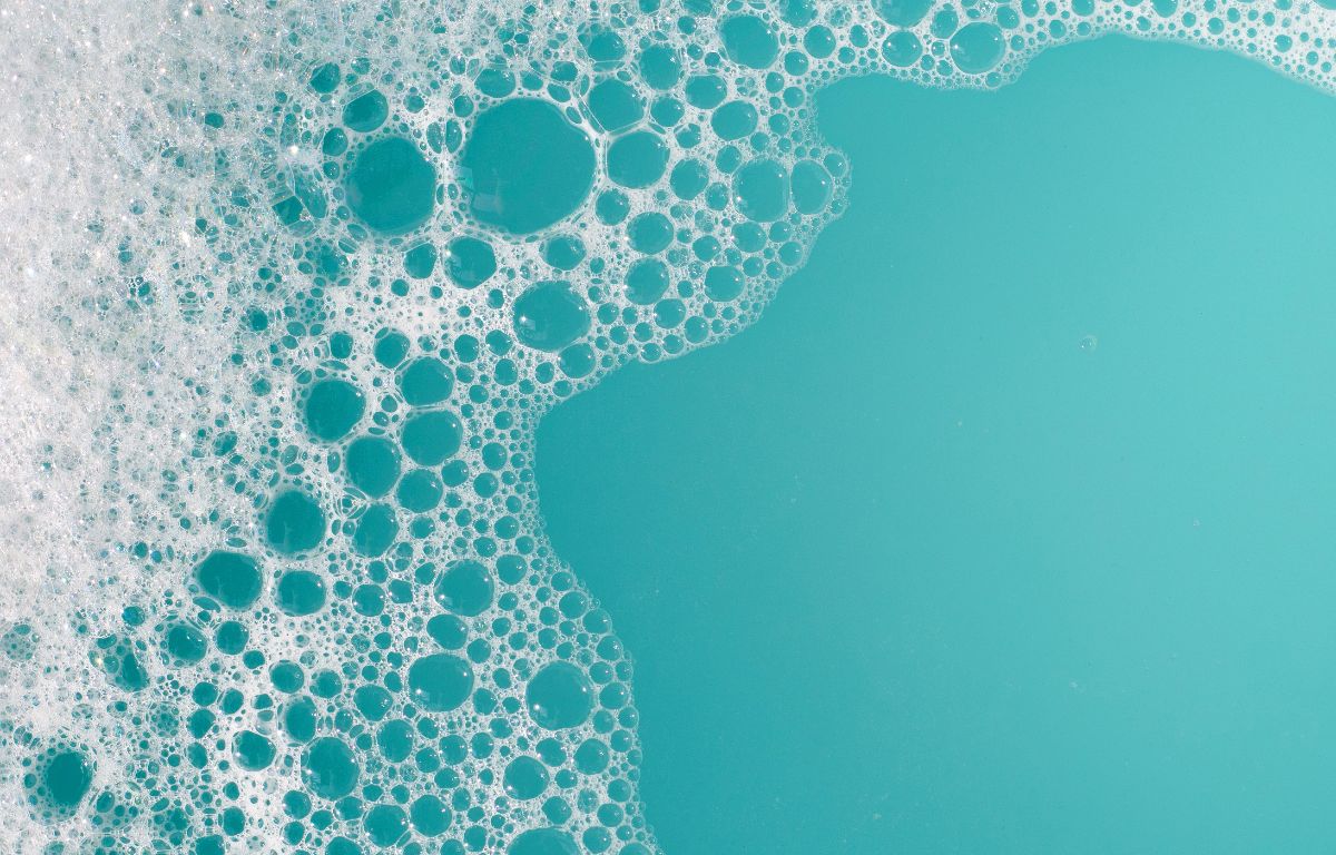 BIG - Pengendalian busa selama produksi dan pemrosesan minyak mentah