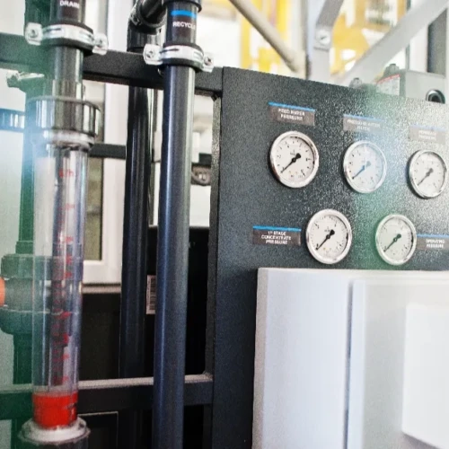 industrial-pressure-gauge-monitoring-system