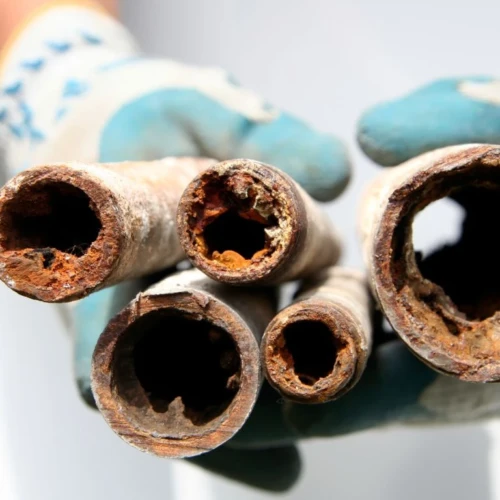 Pengendalian scaling pada pipa dan peralatan. 2