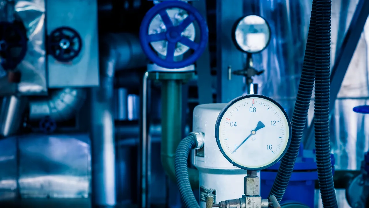 steel-pipelines-cables-plant-2